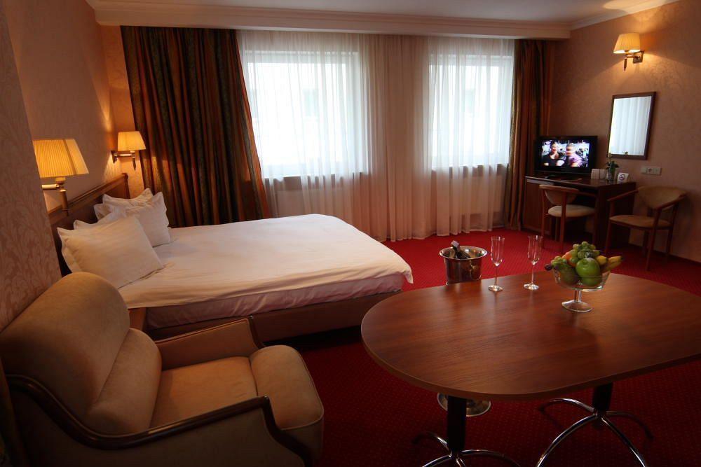 Hotel Delice Leópolis Habitación foto