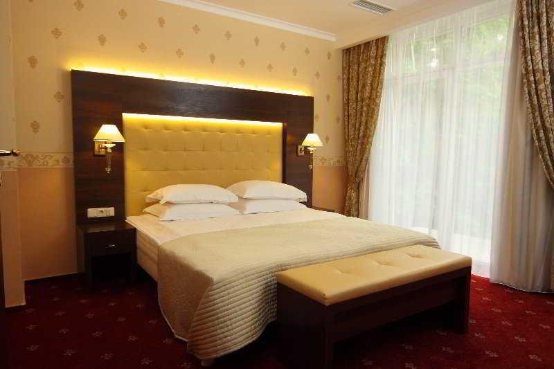 Hotel Delice Leópolis Habitación foto
