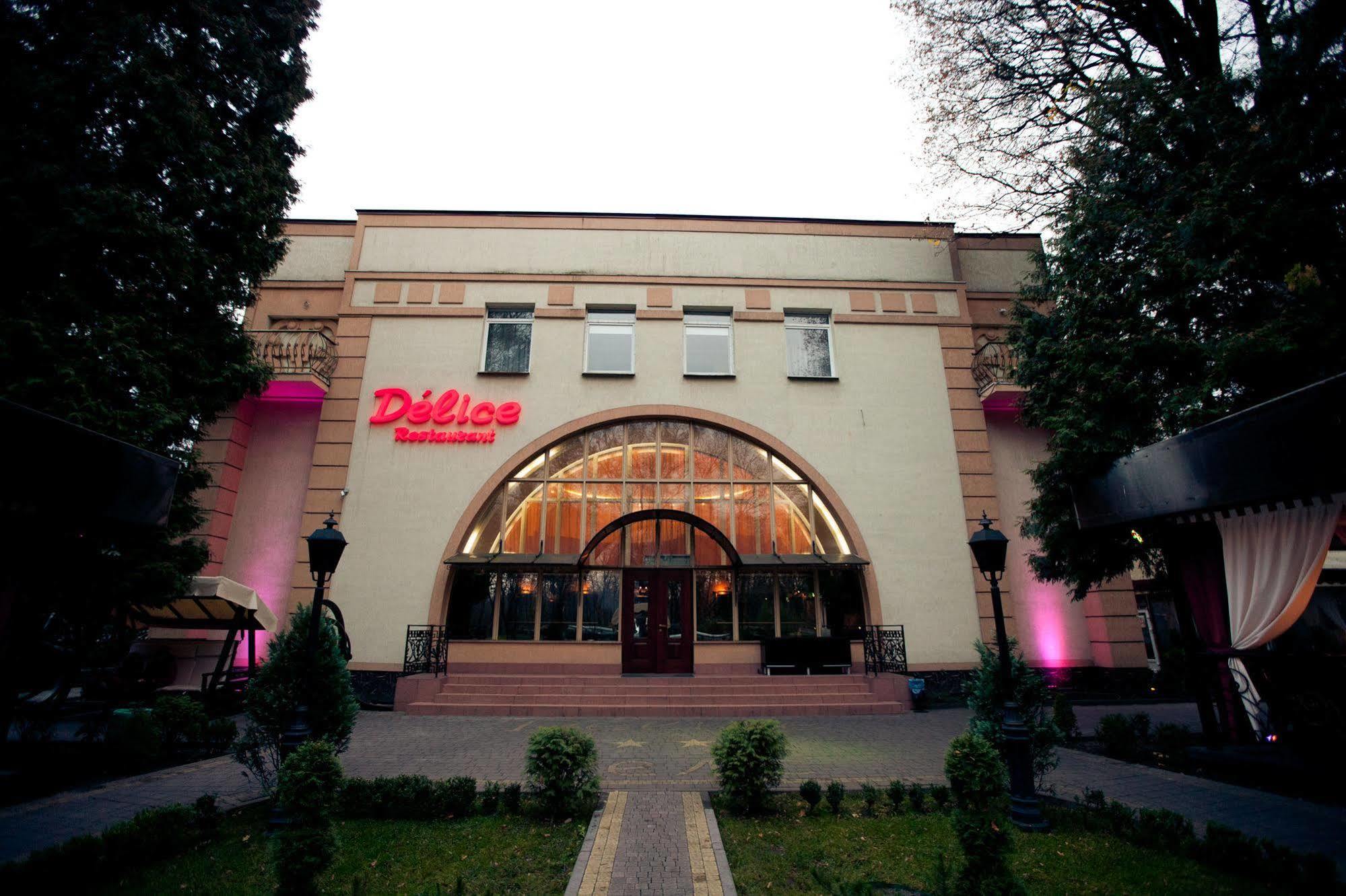 Hotel Delice Leópolis Exterior foto