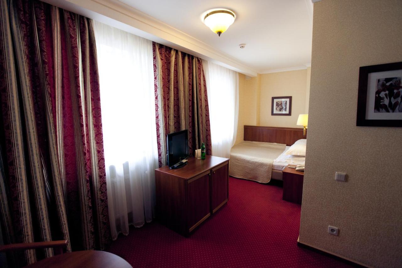 Hotel Delice Leópolis Habitación foto